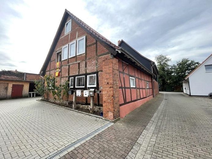 Mehrfamilienhaus mit 5 Wohneinheiten - voll vermietet - Renditeobjekt – Bild 1