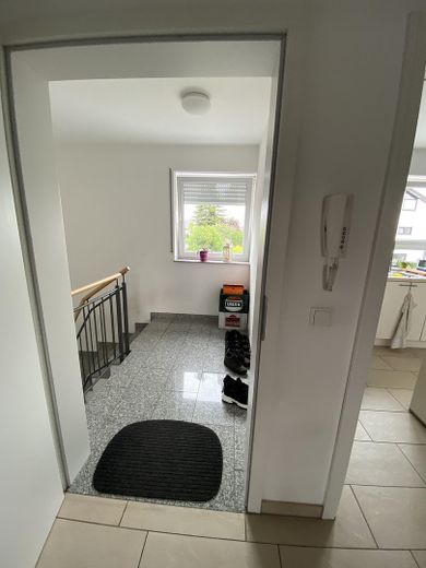 ETW Limburgerhof mit unverbaubarem Ausblick – Eingangsbereich Wohnung 1.OG