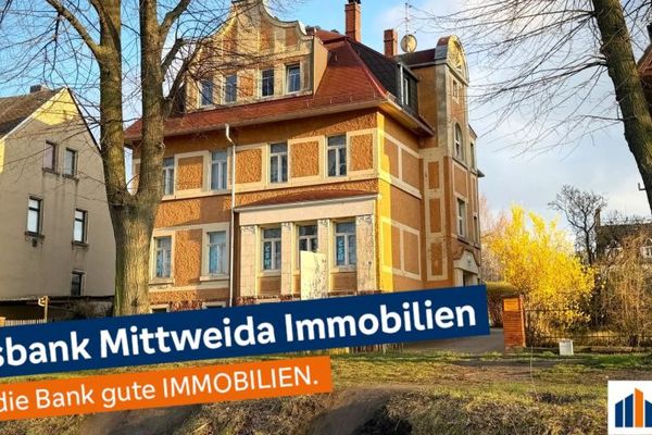 Casa plurifamiliare con edificio retrostante in posizione centrale a Geringswalde