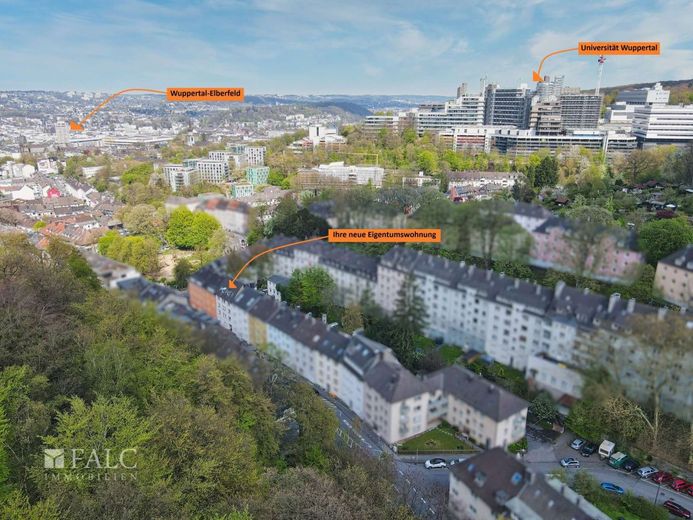 Einziehen und wohlfühlen: Stilvoll sanierte 3-Zimmer-Wohnung mit Designküche – Umgebung
