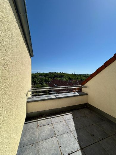 Neue Einbauküche – renovierte Wohnung - 3ZKB – Balkon/Freisitz