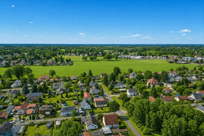 Gepflegter Bungalow auf großzügigem Grundstück - FALC Immobilien – Umgebung