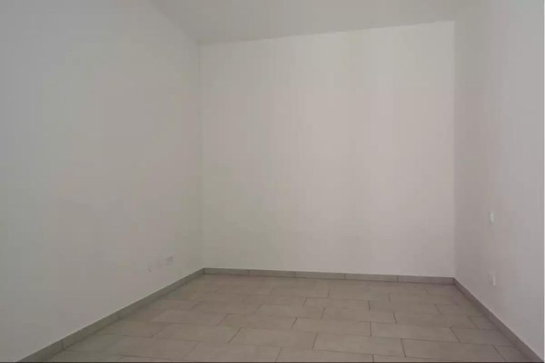 2-Zimmer-Wohnung zur Miete Hasenbräugelände Terrasse EBK Tiefgaragenstellplatz – Foto 3