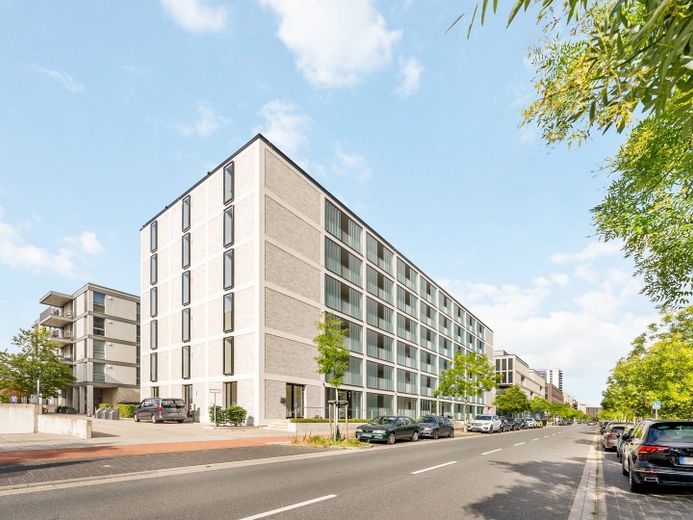 Moderne 3-Zimmer-Wohnung mit Einbauküche und Balkon in Bremen! – Außenansicht II