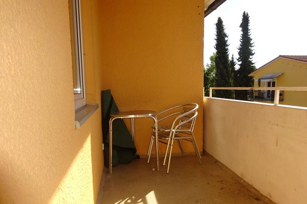 Bonito apartamento de 2 habitaciones con balcón