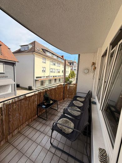 Appartamento cittadino di 2,5 locali a Rheinfelden in affitto dal 01.11.2026 – Balkon