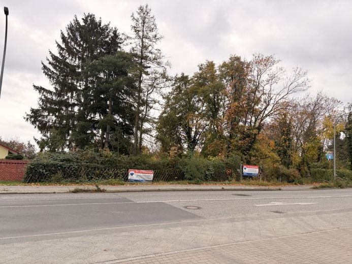 Terreno progetto di prim'ordine a Falkensee – ideale per la costruzione di una casa plurifamiliare o di un edificio commerciale – Foto 1