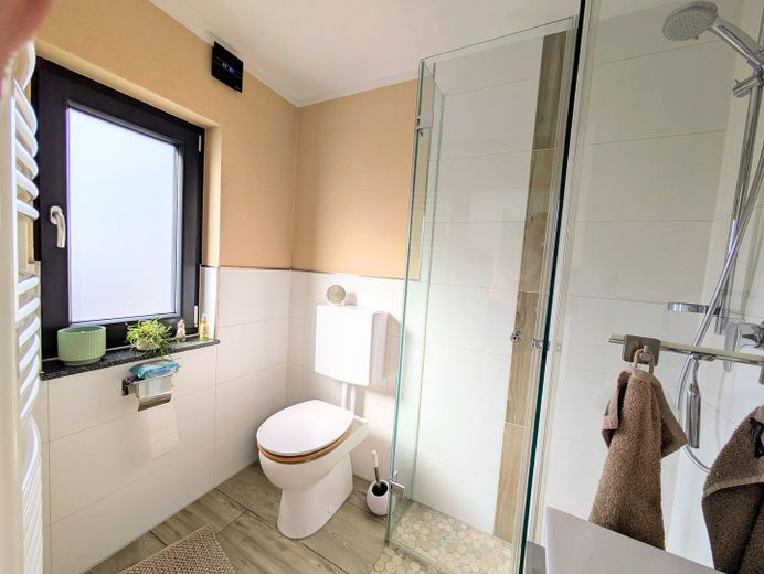 Gemütliche Maisonette Wohnung + Hinterhof & Garten, nähe Steinhuder Meer - zeitlich begrenzt! – Foto 11