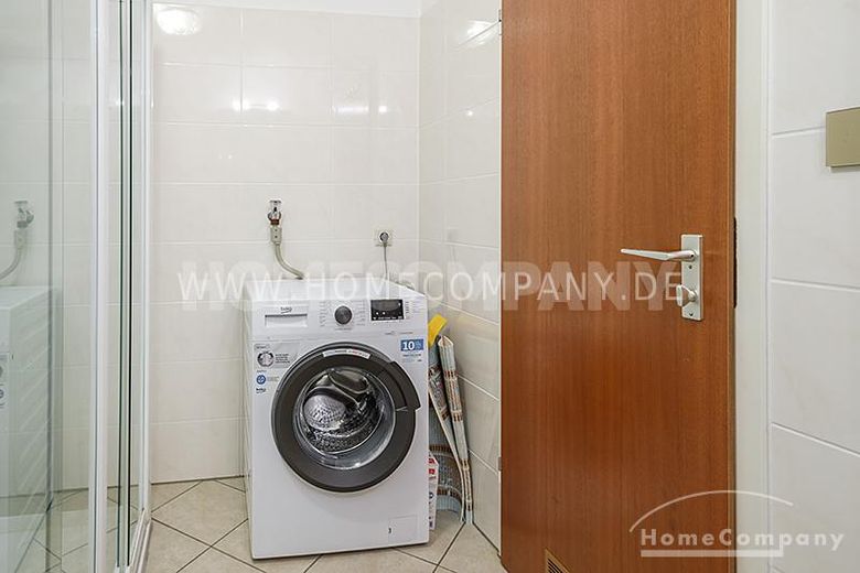 Gepflegte möblierte 3-Zimmer-Wohnung mit großem Balkon in ausgezeichneter Lage in Haidhausen – 37015ee145a6c59facb68af33f881bcb499752eb.jpg