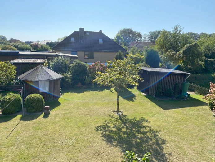 Gartenansicht vom Balkon