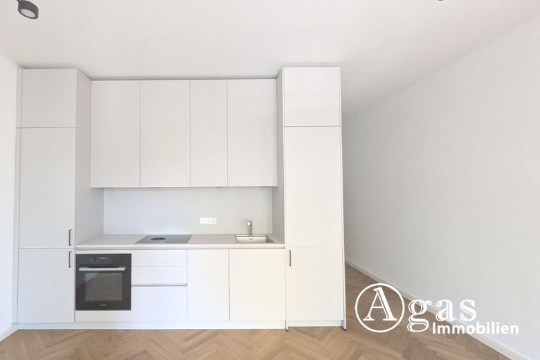 Moderno appartamento di nuova costruzione di 1 stanza con cucina attrezzata in posizione ambita a Schöneberg – Küche