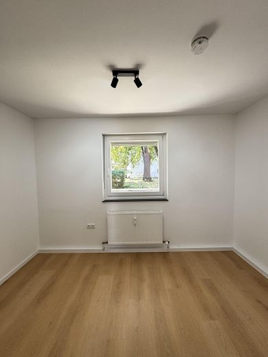 3 Zimmer, kernsaniert, erhöhte AfA! - UND 5.000€ KÜCHENBONUS – Büro/Kind