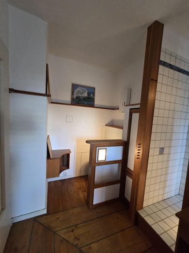 Appartamento mansardato di 3 locali appena ristrutturato con vista sul fiordo e cucina componibile – Foto 8