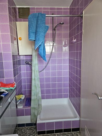 Casa bifamiliare indipendente in posizione privilegiata ai margini del paese a Königsbach-Stein – Foto 19
