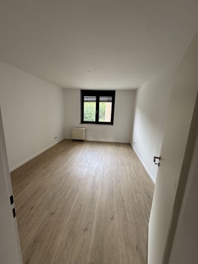 Großzügige 3- Zimmer Wohnung mit Balkon - renoviert – Foto 3