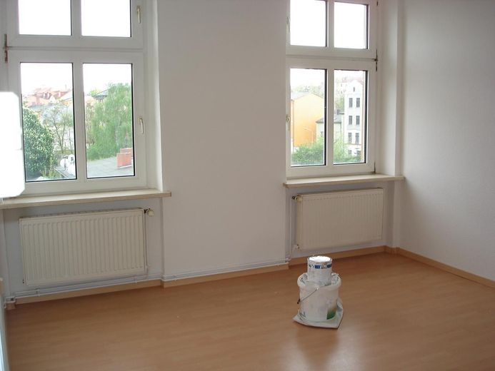 Kleine Zweiraumwohnung in Eberswalde – Wohnzimmer