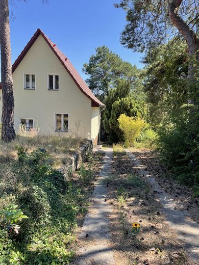 Zufahrt zum Grundstück