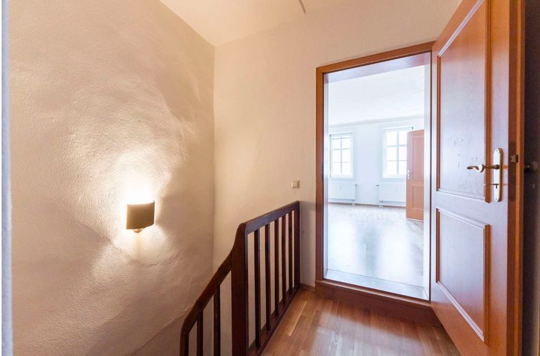 Flur zu Wohnzimmer 2.OG