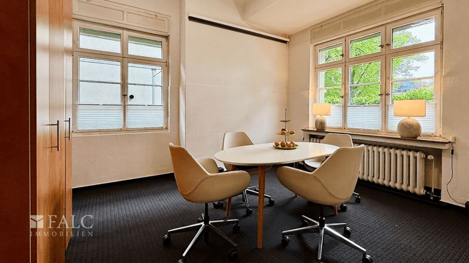 Historische Villa in Marienburg - Wohnen in zeitloser Eleganz – EG - Kleiner Konferenzraum