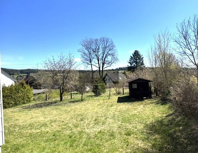 Freistehendes Einfamilienhaus mit Garten in Nagel ( Fichtelgebirge ) – Garten