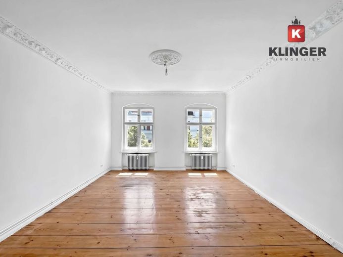 Repräsentatives Altbau-Juwel im beliebten Winterfeldtkiez: Großzügige 4-Zimmer-Wohnung mit Balkon – Schlafzimmer