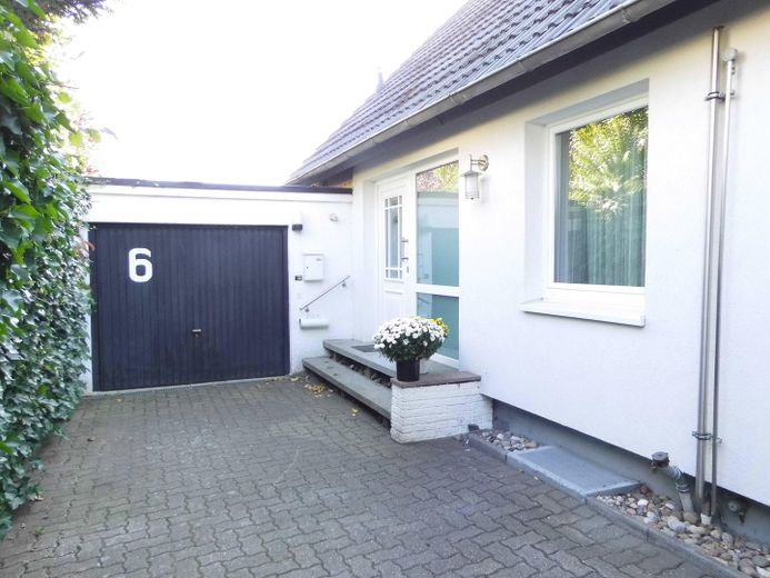 Ansicht Einfahrt