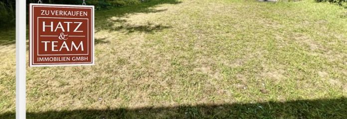 Affascinante casa unifamiliare con potenziale su un magnifico terreno a Neukirchen am Inn!