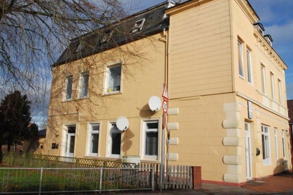 Appartamento di proprietà ben tenuto con 2 locali, affittato, in posizione periferica a Brunsbüttel!