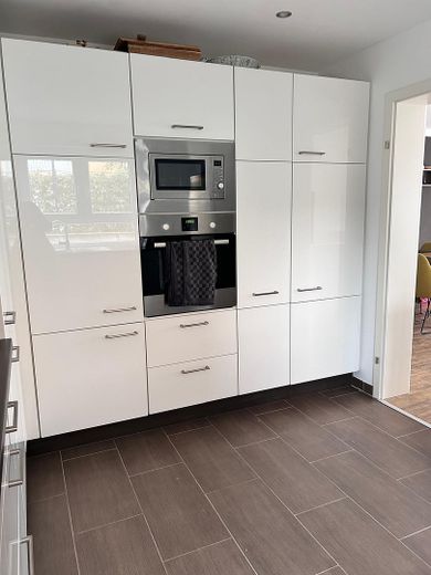 Ekskluzywne mieszkanie z tarasem i ogrodem o powierzchni ok. 50 m² – Küche
