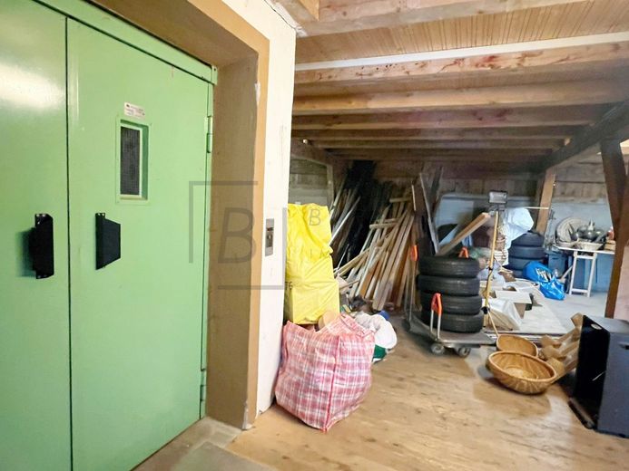 Produktions- Lagerhalle 3300m² auf 2225m² Grundstück, angrenzend an die Autobahn A7 nähe Kempten – EG