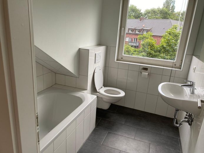 Lichtdurchflutete Dachgeschoßwohnung in Barmbek-Nord mit eigenem Stellplatz – Foto 8
