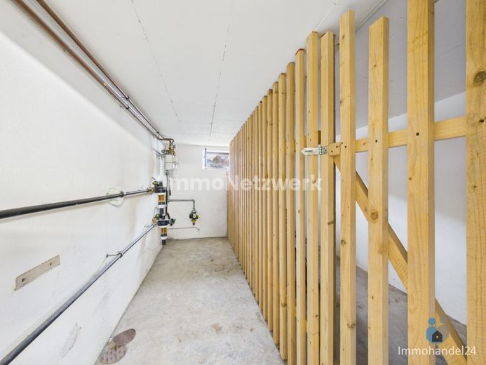 NEU***aufwendig saniertes 2 Familienhaus mit Garagen in Kreuzau Drove***NEU – Keller