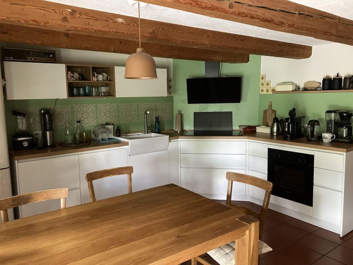 neue Küche in der Hauptwohnung