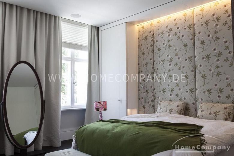 Sehr schöne Wohnung in einmaliger Villa in Westend – 637330281f93a9bb0ed3d0d37b0d221030ff37ed.jpg