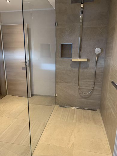 Badezimmer 2.OG