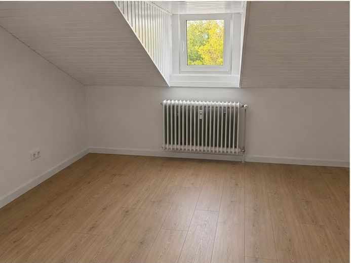 Mansardenwohnung - Starnberg – Zimmer3