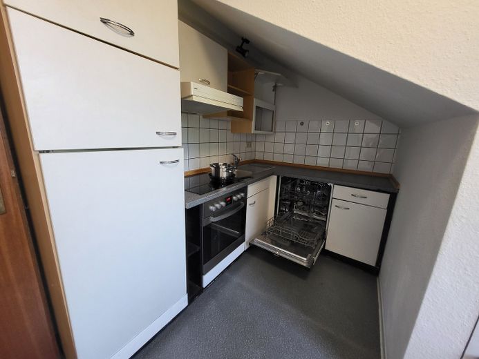 Geismar Kiesseestraße: Schöne 3-Zimmer-Wohnung Kie DG re E6 – Küche