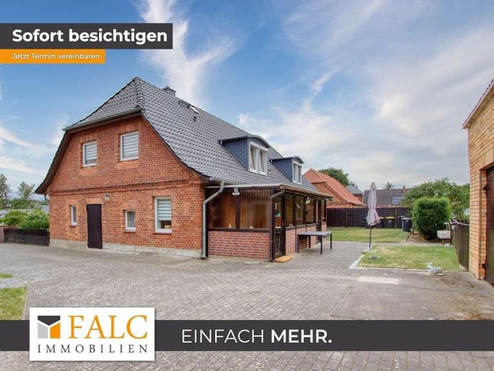 +++Großzügiges Mehrgenerationenhaus mit großem Grundstück+++ – Foto 1