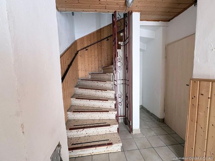 REDUZIERT!! Ein Zuhause mit Potenzial und Wohlfühlcharakter in Höchstädt – VUB0002350-7