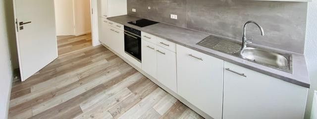 #Kernsaniert #Balkon #EBK #Badewanne #Tageslichtbad #Nordstadt #zentrumsnah – Küche