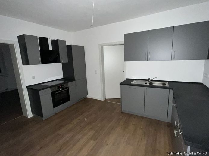REDUZIERT!!Erdgeschosswohnung in ruhiger Lage von Selb – VUB0002273-6