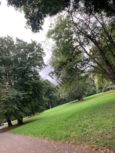 Park 4 min entfernt