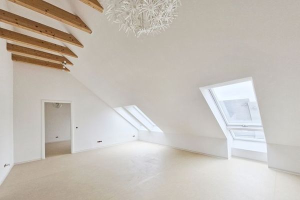 Appartamento moderno all’ultimo piano con ascensore, cucina componibile & garage sotterraneo
