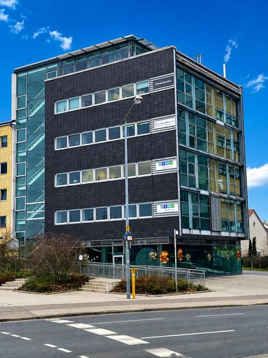 Мебльовані офіси в Гарбсені | Все включено від 295 € – Außenansicht