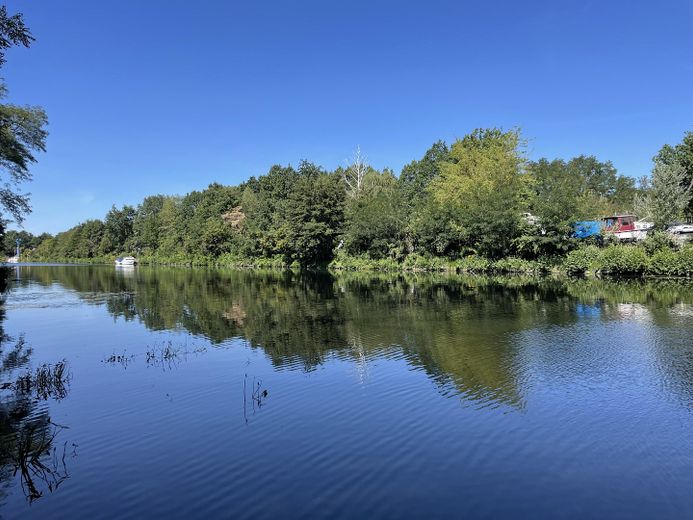 Baugrundstück mit Wasserblick, zwischen Grünau und Adlershof in bevorzugter Lage! – Foto 2