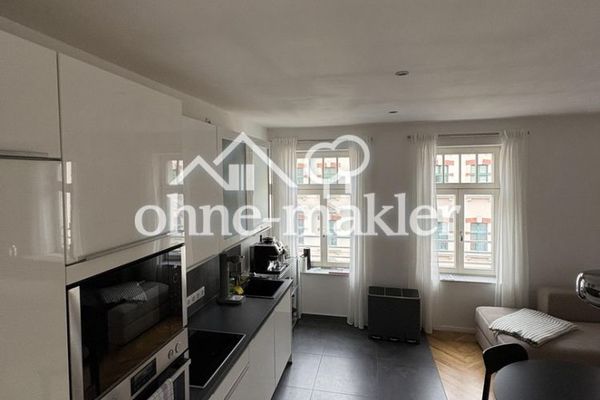 Lüks ankastre mutfaklı ve büyük balkonlu, yeni yenilenmiş 3 odalı daire kiralıktır