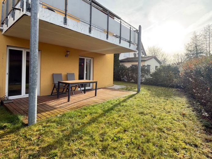 Appartamento di 2 locali con giardino e terrazza occidentale coperta - completamente arredato – Foto 1