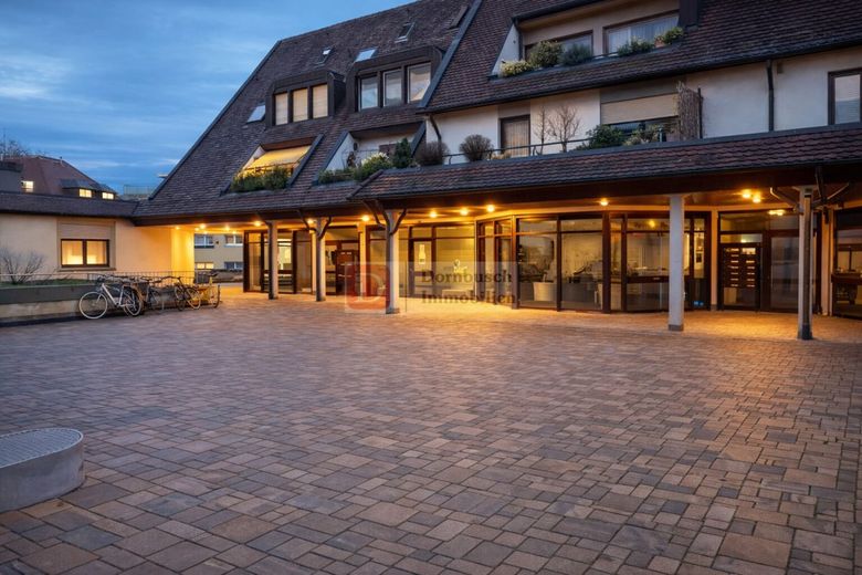Top!! Eiscafé Dolomiti zu verpachten - ohne Abstand – Terrassenansicht Bild 2