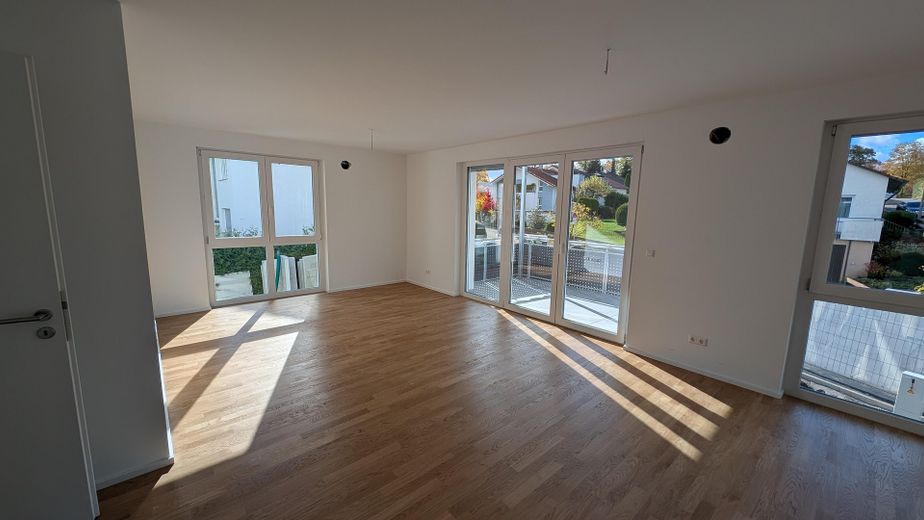 Wohn-Essbereich (real)