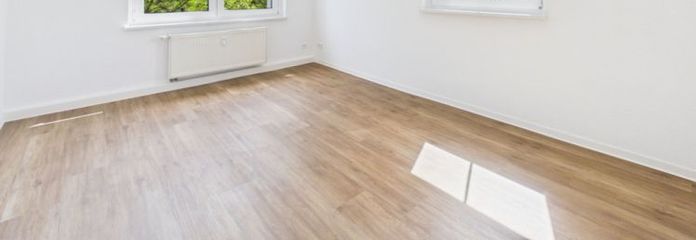 schicke 2 Raumwohnung mit Balkon und 2 Bädern!!